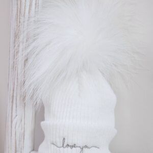 The Baby Store 'Love You' Knitted Pom Hat